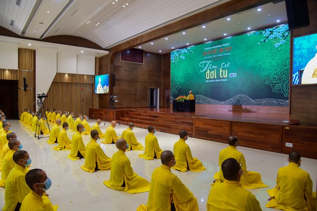 The 17th Dharma Talk Program: Confidences in the life of cultivation.